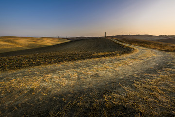 Val d'Orcia Sunrise © photonik87