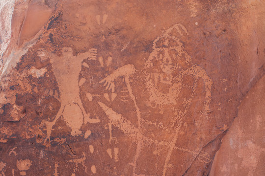 Birthing Scene Petroglyphs in Moab, Utah 02