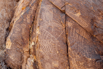 Petroglyphs at Parowan Gap 03