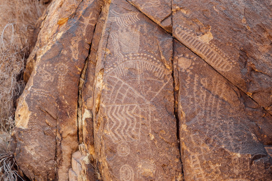Petroglyphs at Parowan Gap 03
