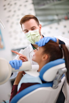 Doctor in dental ambulance at work