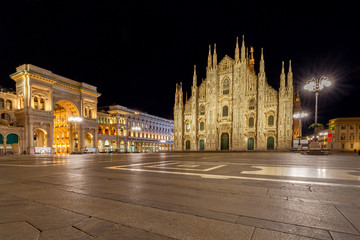 Fototapeta na wymiar Milan. Cathedral of the Nativity of the Virgin Mary at dawn.