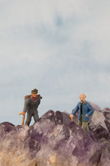 Wanderer im Hoch Gebirge als Miniatur Figuren