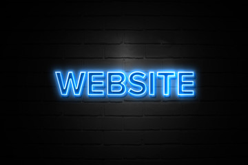 Obraz premium Website neon Sign on brickwall