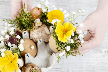 How to make simple easter floral arrangement