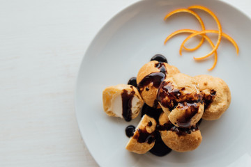 profiteroles with chocolate glaze