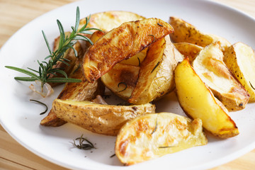 rosemary roasted potatoes