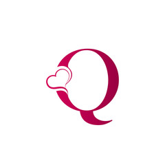 Q letter logo with heart icon, valentines day concept