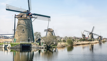 Fototapeta na wymiar Windmills at Kinderdijk, Netherlands