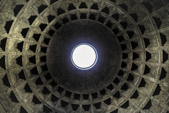 Pantheon interno della cupola