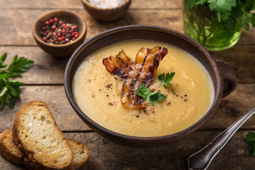 yellow split peas  soup with fried bacon