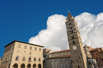 Obraz premium Cathedral of San Zeno - Pistoia Italy
