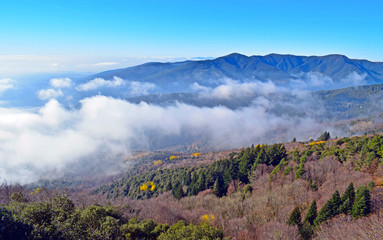 Paisajes de nubes en las montañas, El Montseny Barcelona
