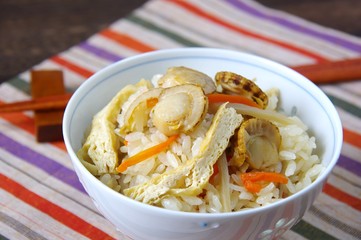 帆立の炊き込みご飯　和食