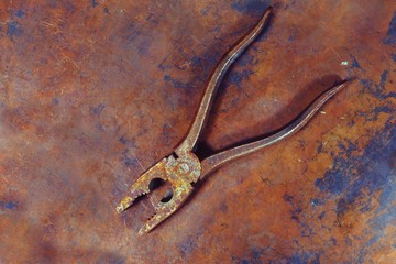 Rusty pliers
