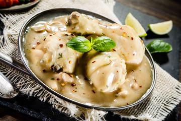 Chicken legs with boiled potatoes