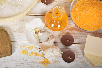 a surprise for Valentine's day a relaxing bath in fruit salt for a bath