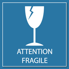 Logo fragile.