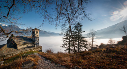 (video 4k)  chiesa S. Eufemia - Musso - lago di Como