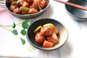 肉団子　酢豚風
