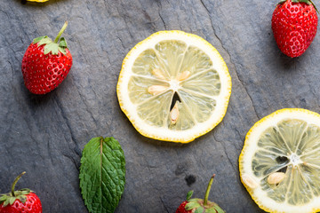 Lemon and strawberries, source of vitamin C