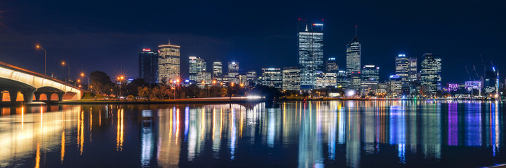Fototapeta na wymiar Panoramic photograph of Perth city skyline. Perth, Western Australia, Australia.