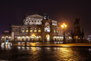 Fototapeta na wymiar Semper Opera House At Night In Dresden; Germany