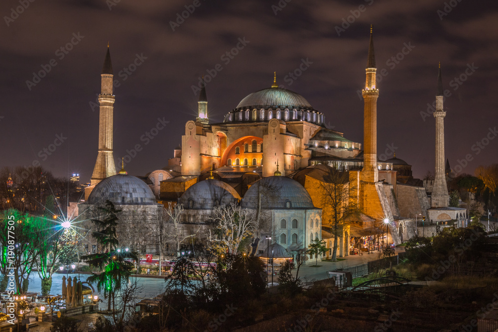 Wall mural The Hagia Sophia at night