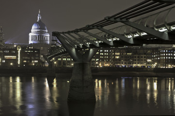 st pauls at night