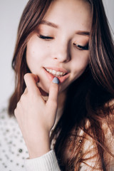 portrait of smiling woman in rasfokus.