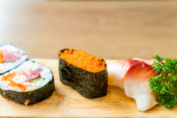 mix raw sushi set