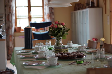 Birthday table with flowers and cake