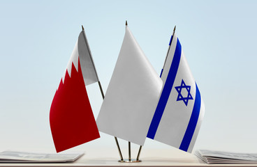 Flags of Bahrain and Israel with a white flag in the middle