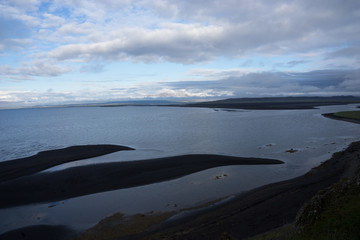 Küsten-Landschaft Vatnsnes - Halbinsel / Basaltfelsen Hvítserkur, Nord-Island