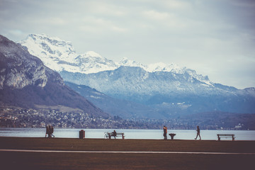 Promenade hivernale &agrave; Annecy