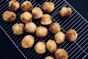 Cinnamon sugar mini muffins