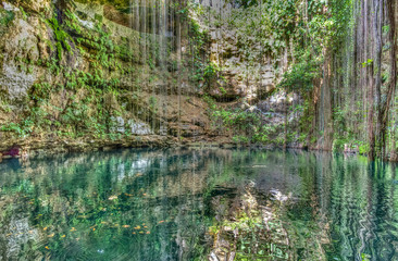 Cenote Ik Kil