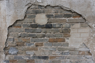 Broken brick wal