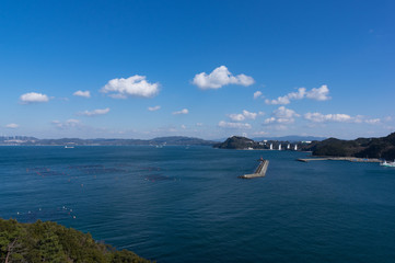 徳島県鳴門市から望む播磨灘、淡路島