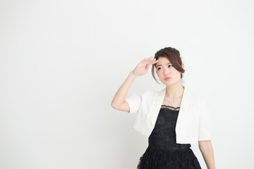 ドレス・女性(白バック) © hanack