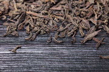 black dry large leaf tea