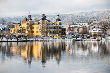 Wörthersee, Schloss Velden im Winter, Kärnten, Österreich