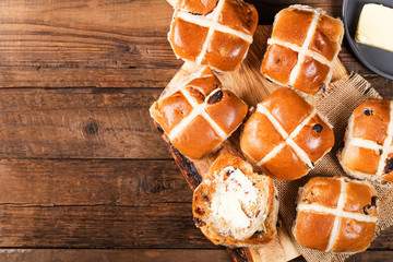 Fototapeta premium Easter Breakfast with Hot Cross Buns