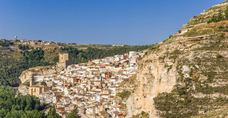 Fototapeta na wymiar Panorama of mountain village Alcala del Jucar
