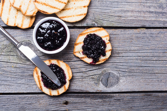 Toast with blueberry