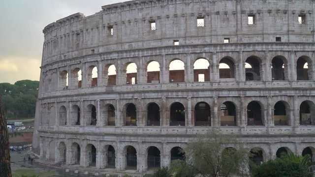 16498_Panoramic_view_of_the_big_Colosseum_in_Rome_in_Italy.mov