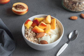 Oatmeal and fruit breakfast bowl