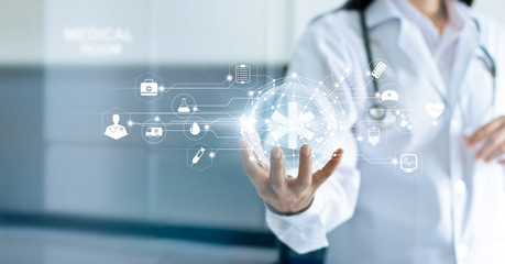 Technology Innovation and medicine concept. Doctor and medical network connection with modern...