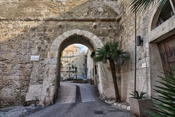 Cagliari, Porta dei Leoni