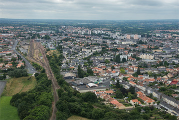 Vue aérienne d'une résidence à Cholet dans le Maine-et-Loire en France